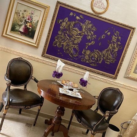 Regina Suite Бриндізі Номер фото