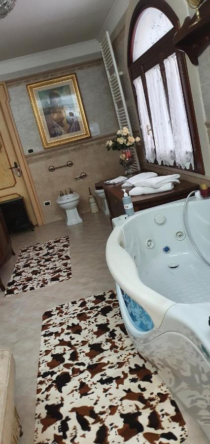 Regina Suite Бриндізі Екстер'єр фото
